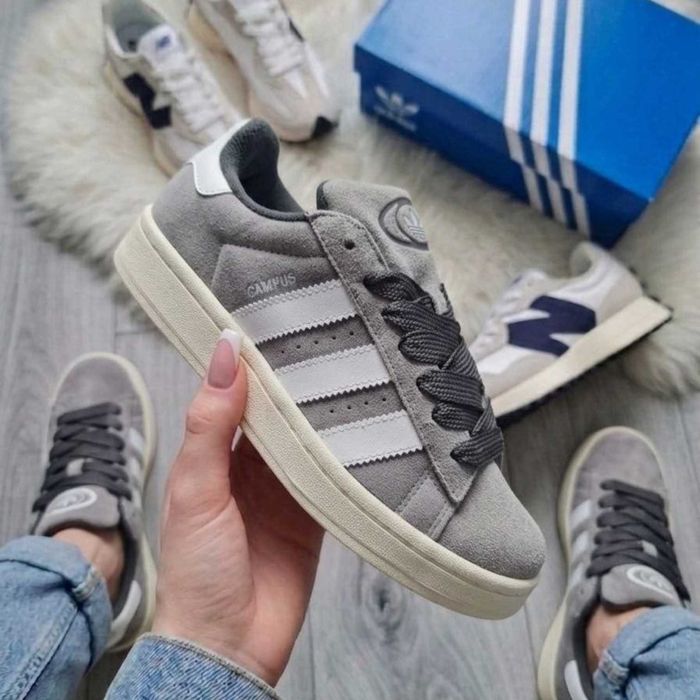 Кросівки Adidas Campus 00s Light Grey жіночі сірі з білим замшеві демісезонні кеди Адідас Кампус | Женские кроссовки Кампусы серые 37 38 39 40