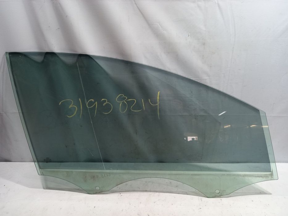 Стекло двери передней правое 4L0845202 для Audi Q7 4L 2005-2015