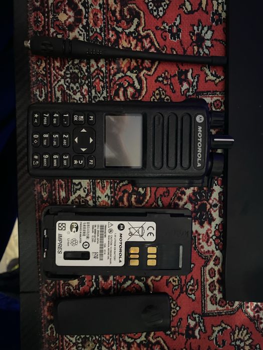 Radiotelefon Motorola DP4800 UHF