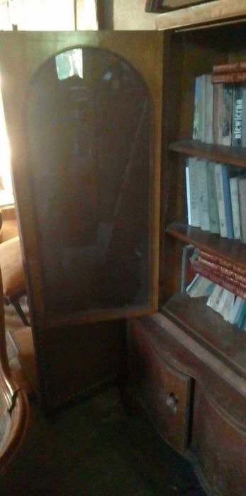 antyki biblioteka biblioteczka witryna