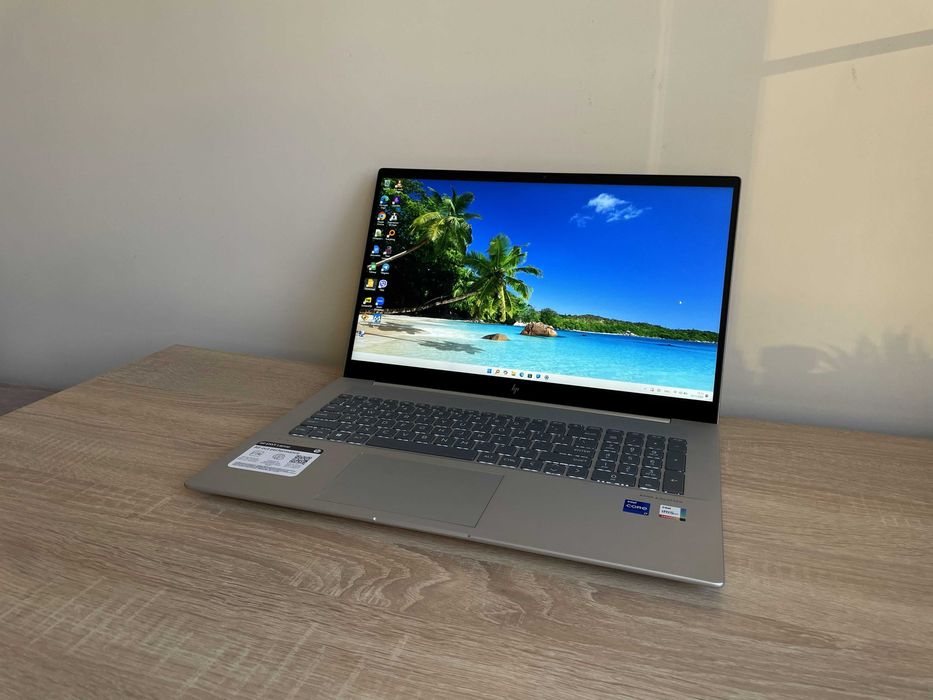 New HP Envy 17 i7-13700h 14 ядер 16+ 512 bat 8ч 2.4кг Гарантия 0% Раср