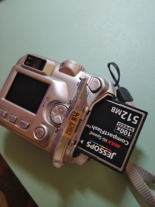 Aparat Nikon Coolpix 3100 kolekcja piękny stan