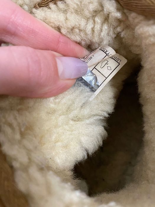 Оригінальні укорочені UGG б/у