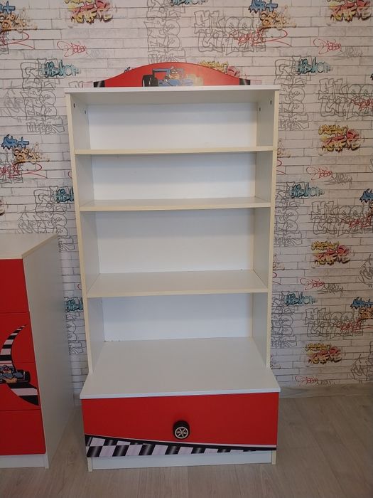 Regał/komoda chłopięce w auta