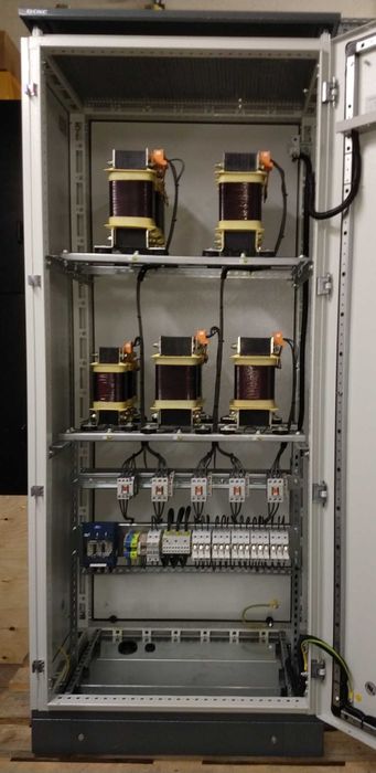 Kompensacja energii biernej - analiza i pomiary