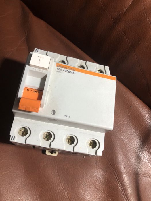 Material para quadros electricos