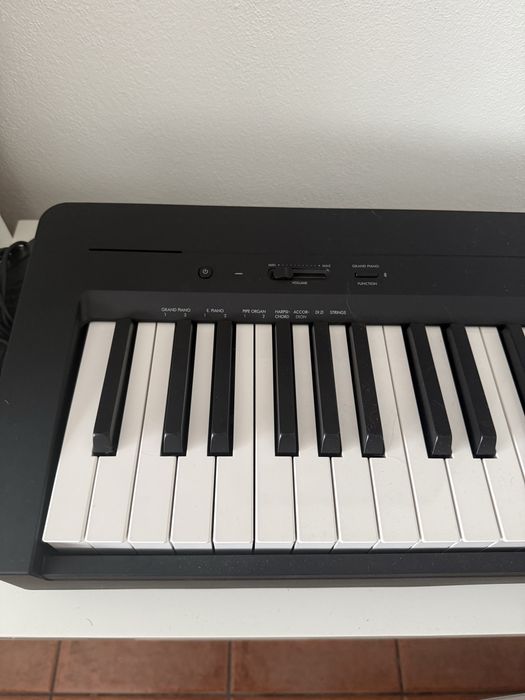 Yamaha p145b com garantia fnac