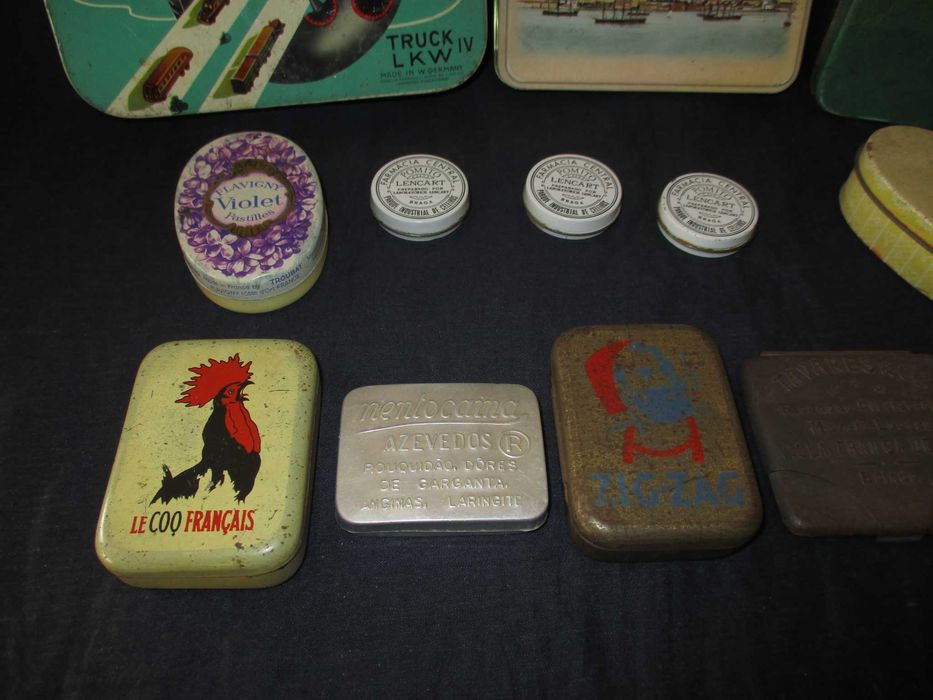 Colecção de caixas metálicas latas vintage