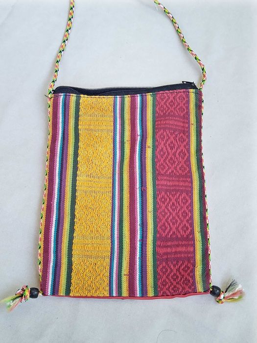 Pequena bolsa nepalesa
