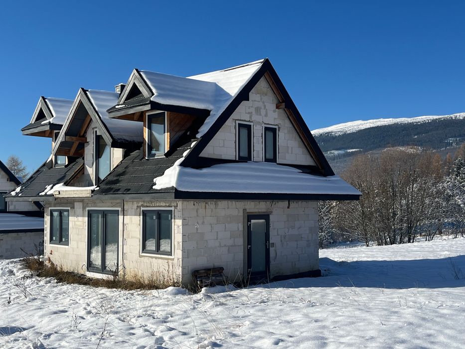 Dom z pięknym widokiem u stóp Babiej Góry