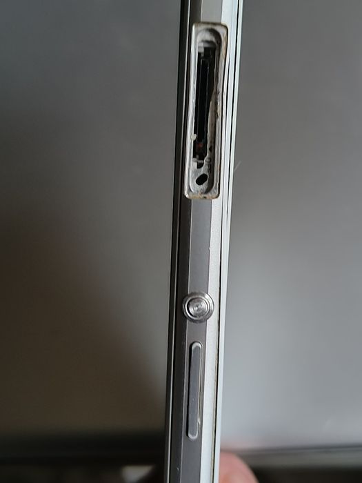 SONY XPERIA Sprzedam dwie sztuki