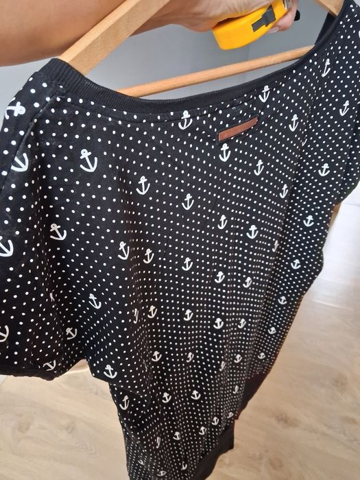 Bluzka marki NAKETANO Nowa