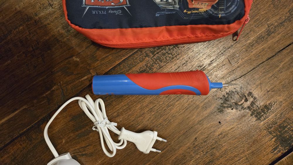 Oral-B zestaw Cars Auta