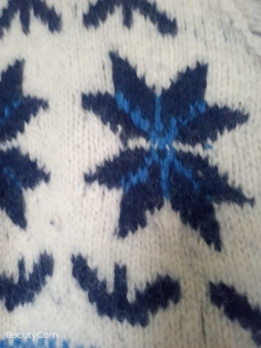 Шерстяне жіноче пончо в етнічному стилі з натуральної шерсті