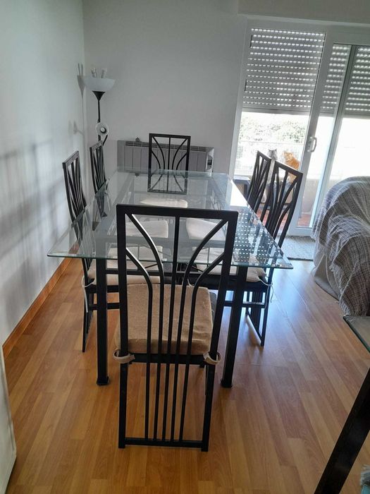 Mesa para sala mesa em ferro tampo vidro em Tavira