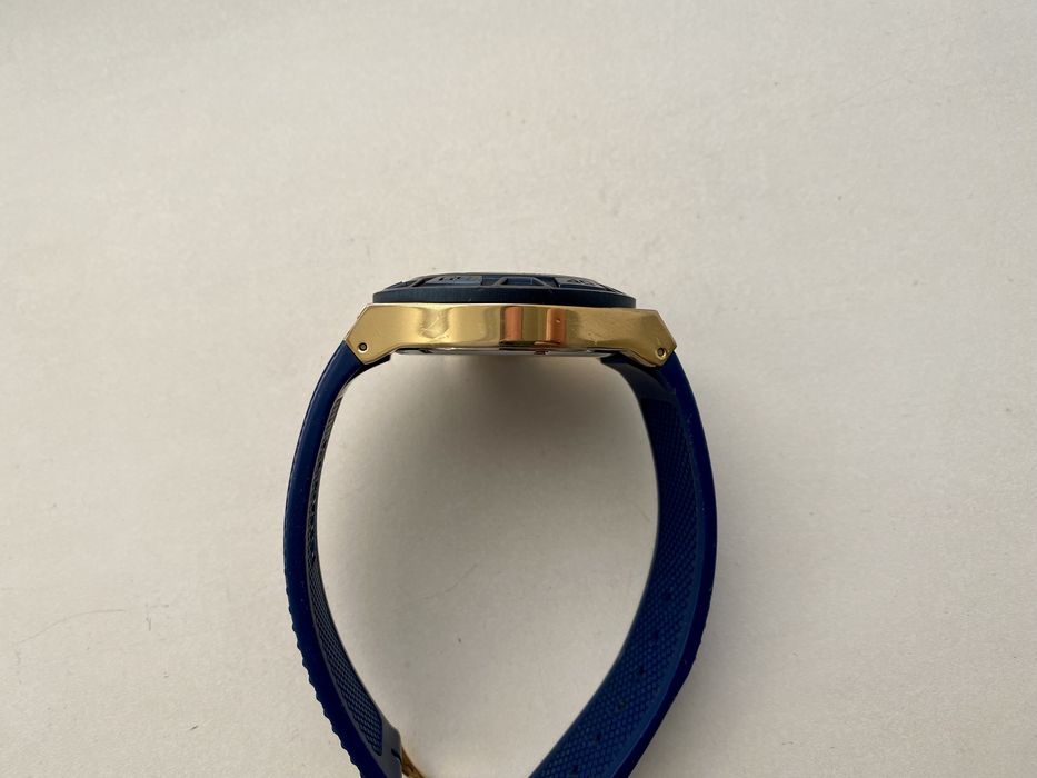 Мужские часы GUESS w0674g2