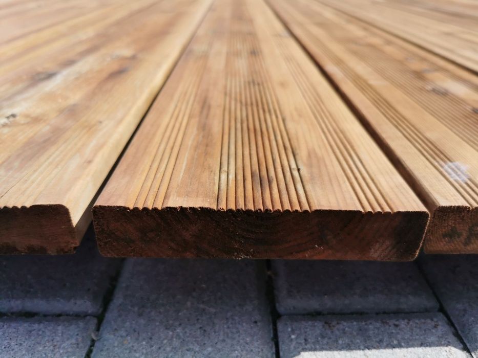 Deski Taras impregnowany NTR brąz ryfl ze Szwecji 28x145