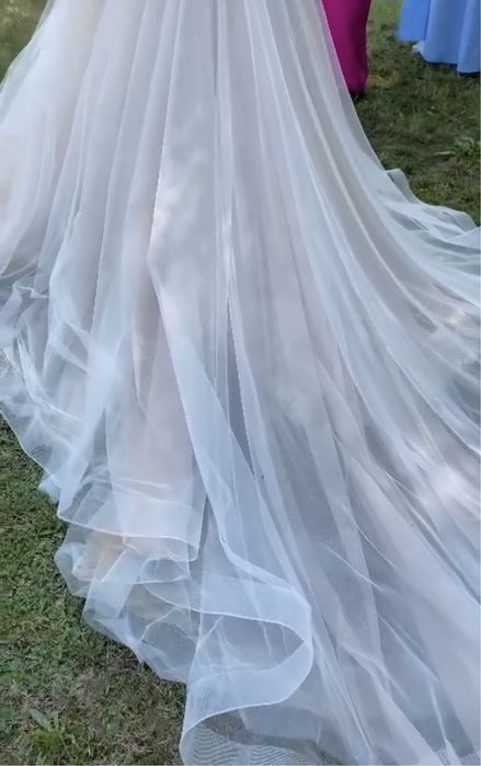 Tren do sukni ślubnej