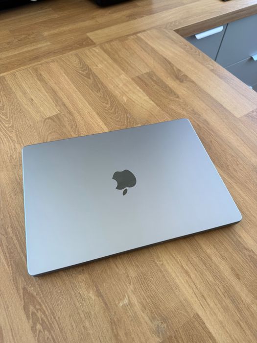 Idealny MacBook Pro 14” 32/1000 GB M2 Pro A2779 SPACE GRAY w idealnym stanie!