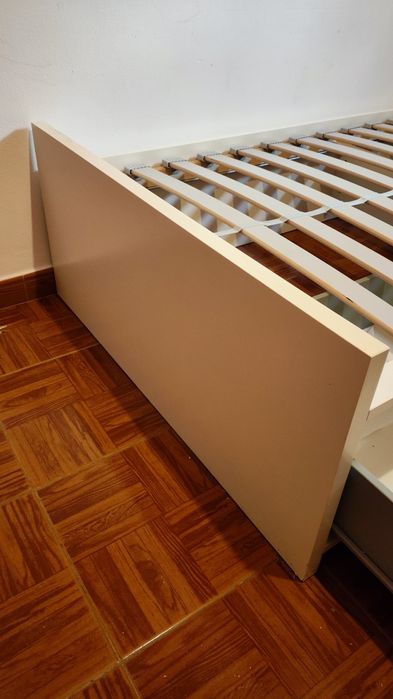 Cama individual com gavetas de arrumação + Colchão