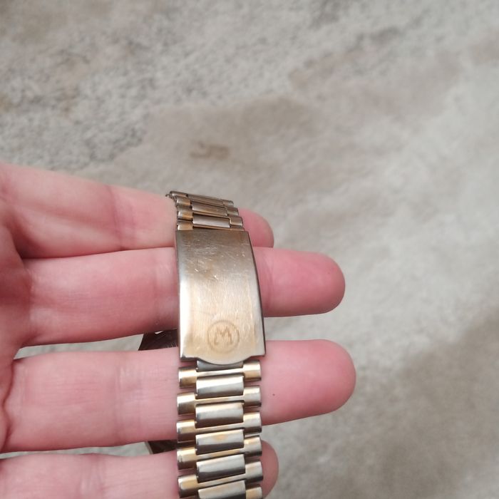 Подарок.Часы Восток.( Снежинка) Сделано в СССР.