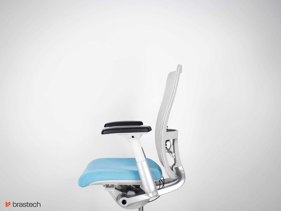 Fotel biurowy Haworth ZODY Poleasingowy