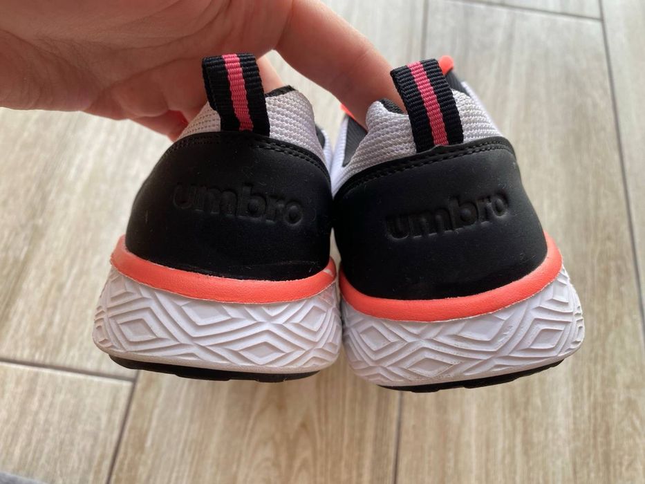 Кросівки Umbro Priam (оригінал), 40 / 25,5 см