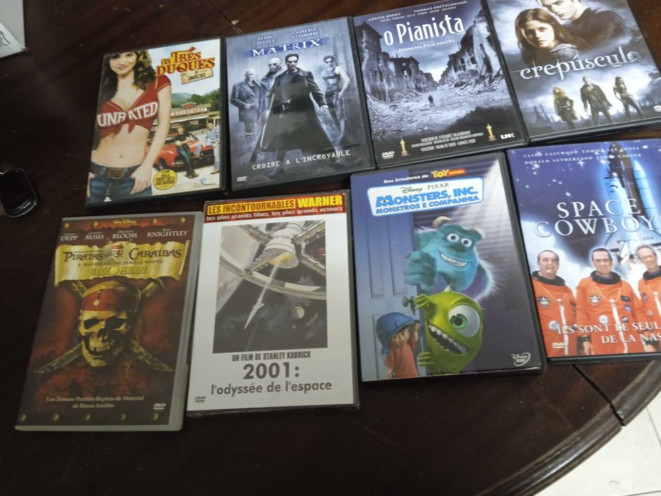 Diversos DVD. Vendo em individual em bomba estado.