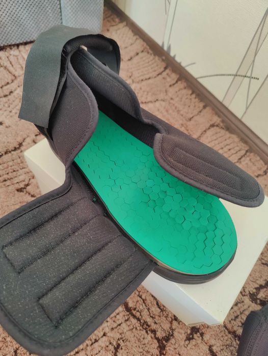 Туфля бандажна з устілкою