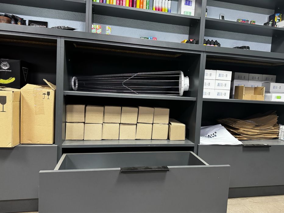 Меблі для магазину