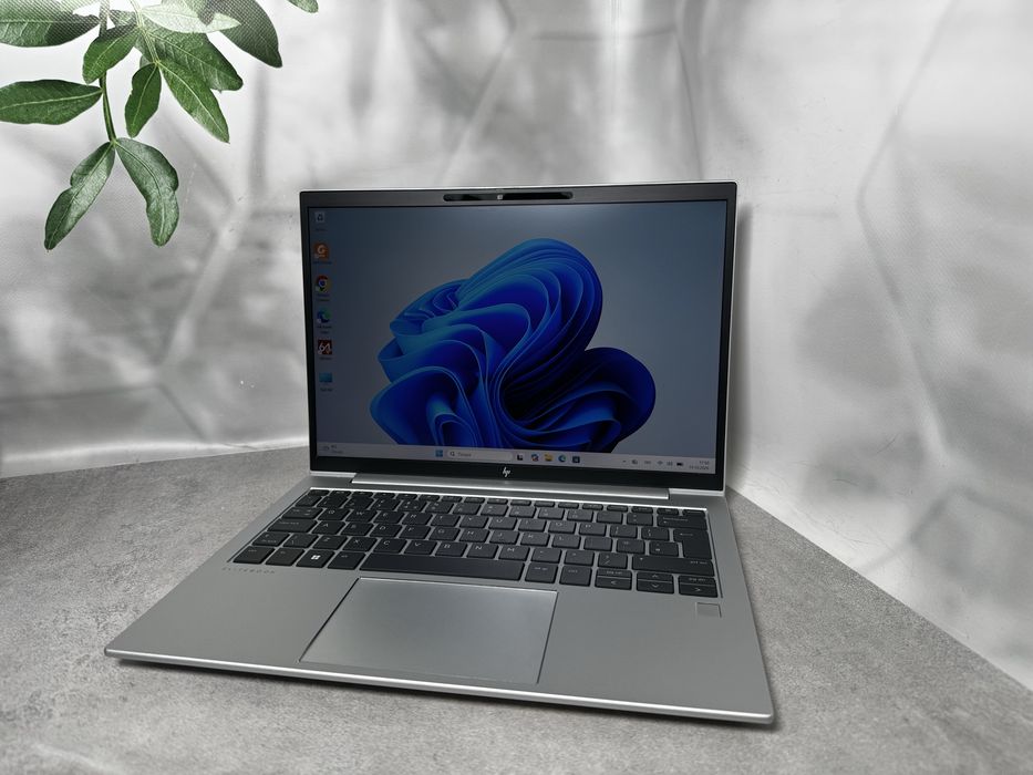 Ноутбук 10 ядер /HP EliteBook 830 G9 / i7-1255U / 16GB / 512GB SSD / 13.3" Full HD IPS
