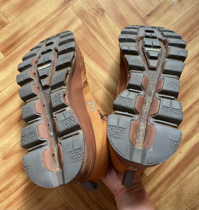 On Runing Cloudrock Mid Waterproof meskie buty trekkingowe,rozmiar 43(27,5)