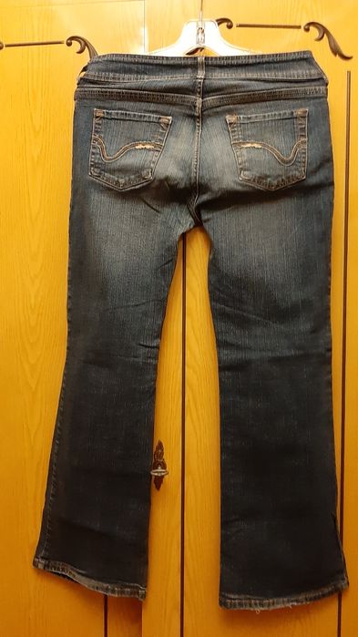 Предлагаю 4 вида джинсов