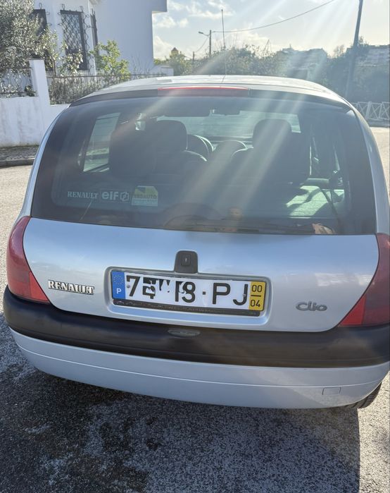 Renault clio (Impecavel)