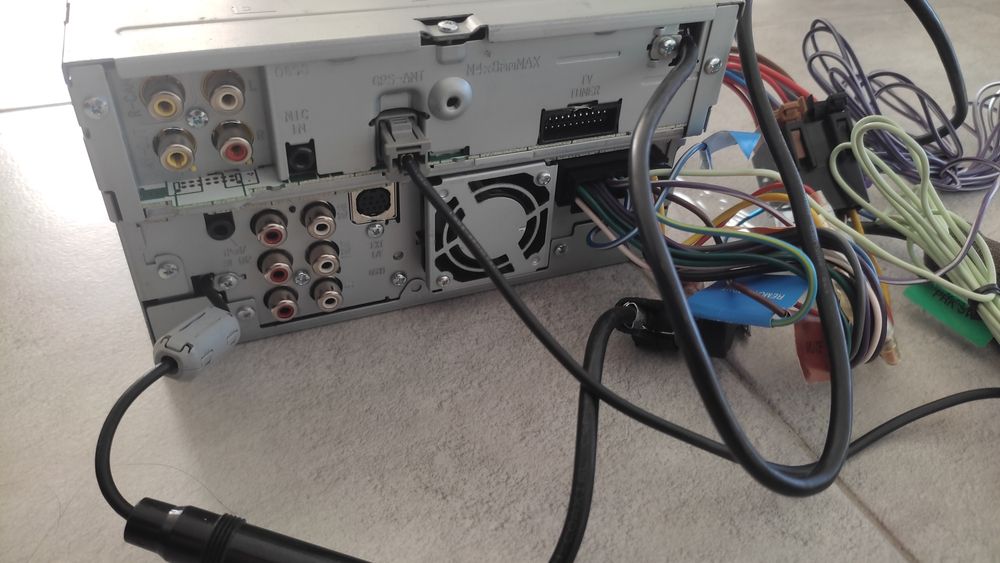 Автомагнитола JVC KENWOOD