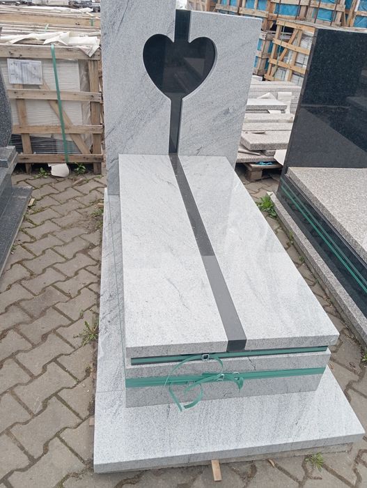 Nagrobki od 5000 zł