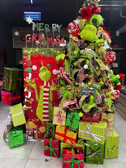 Прикраси на ялинку в стилі Грінч