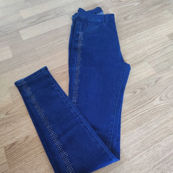 Spodnie jeans top secret jak nowe raz założone.