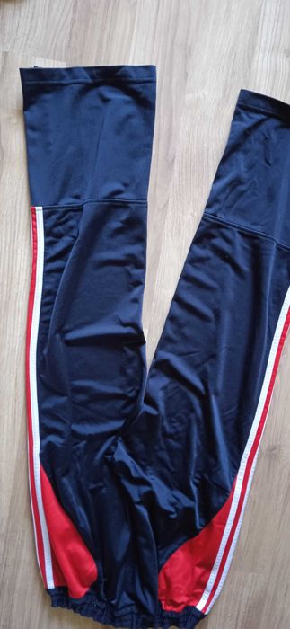 Spodnie dresowe chłopięce 152 Adidas