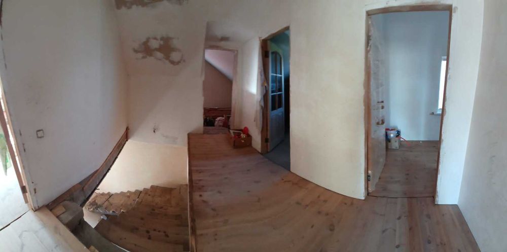 Будинок з незавершеним ремонтом 178м.кв. з гаражем