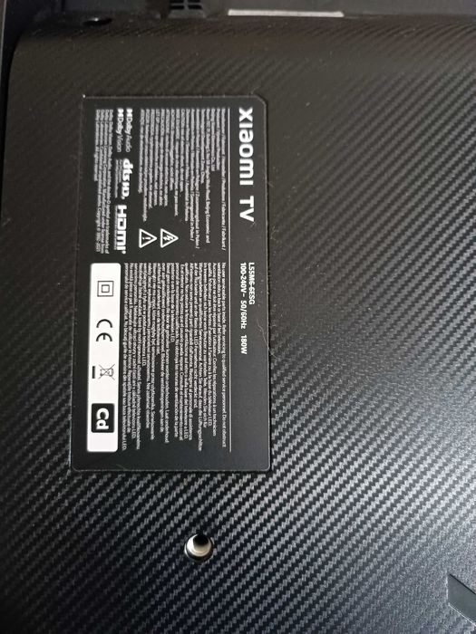 Телевизор Xiaomi TV Q1E 55 битая матрица