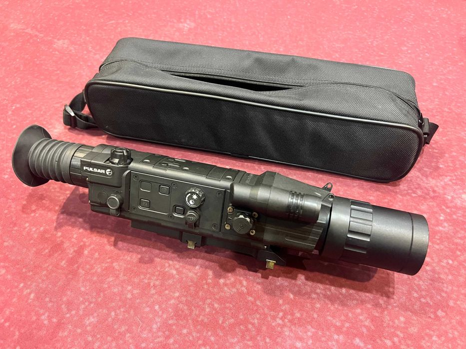 Mira noturna Pulsar N770A