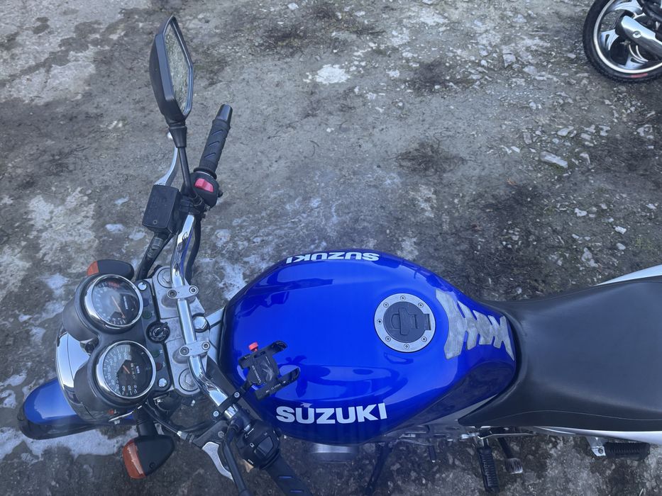 Suzuki gs 500