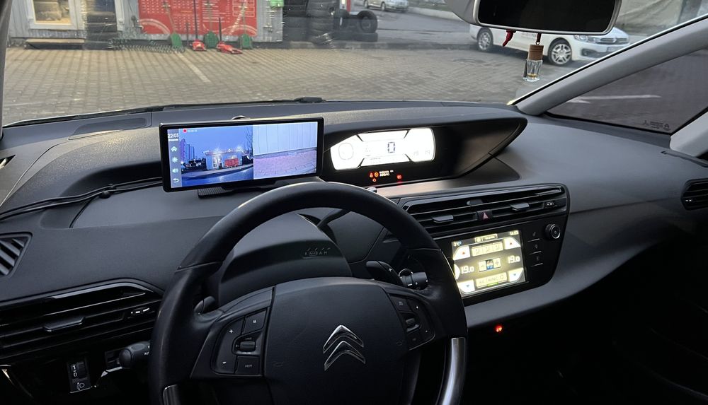 Автомобіль Citroen C4 Picasso