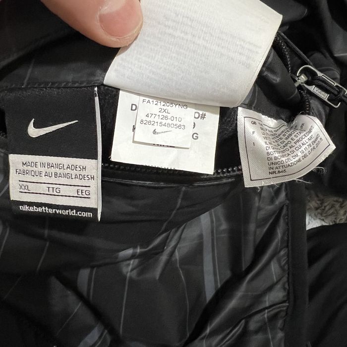 Оригінальний  пуховик nike Down Reversible Jacket розмір 2XL