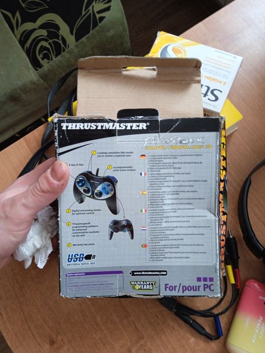 Pad thrustmaster do pc amiga 600 nowy