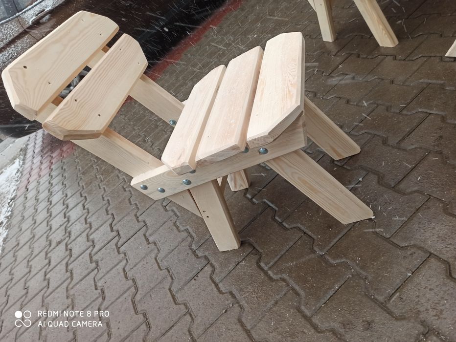 Meble ogrodowe zestaw z krzesłami drewniane