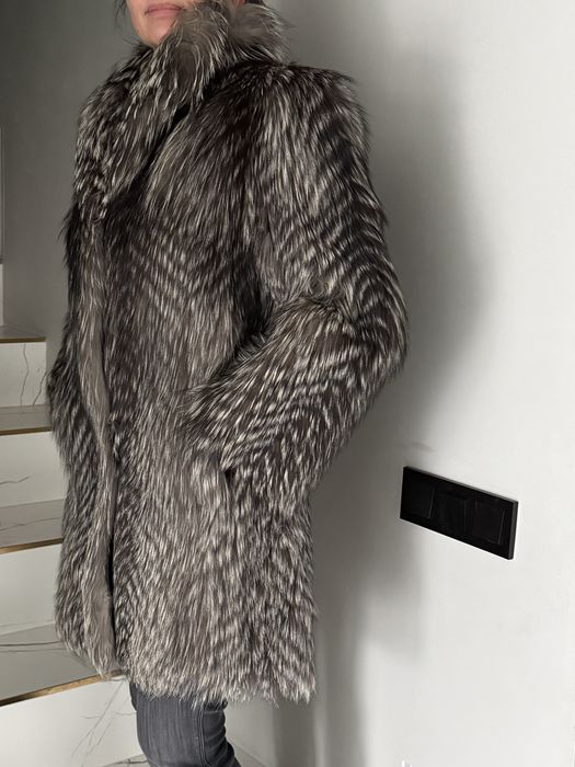 Naturalne futro ze srebnego lisa piękne lekkie silver fox j. Nowe