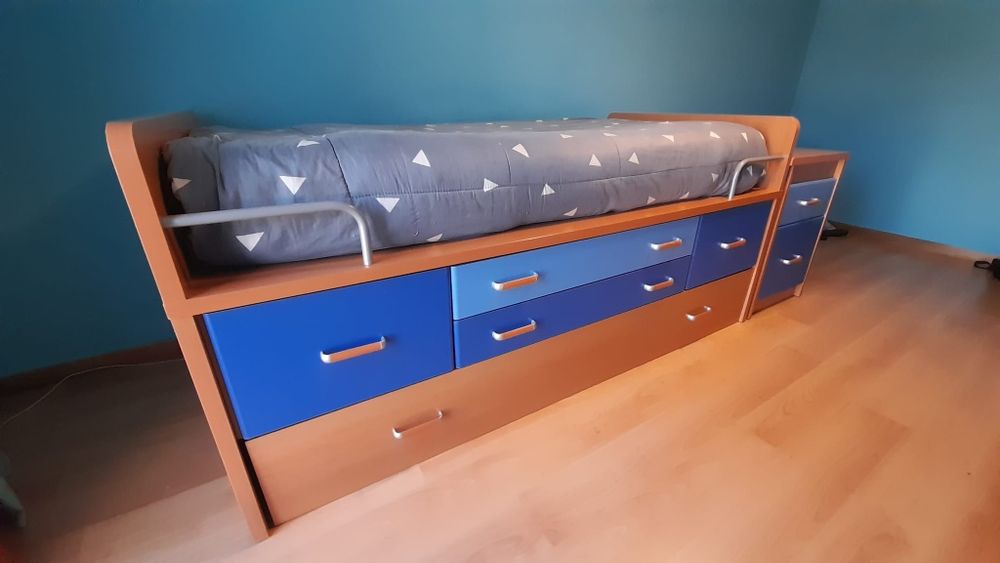 Cama criança + móvel