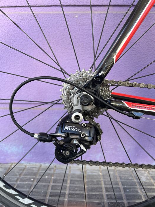 bicicleta de estrada em carbono B'Twin Facet 5